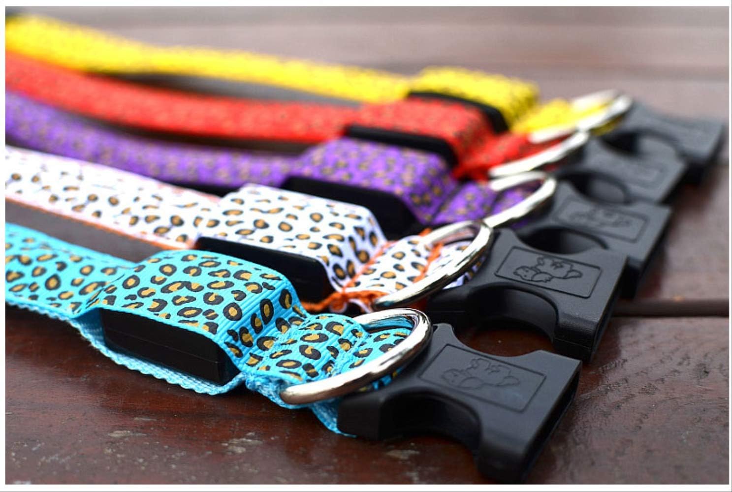 Hundhalsband med LED - flera ljuslägen